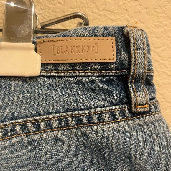 BLANK NYC “The Baxter” Distressed Rib Cage Straight Leg Jeans Size 29 “Over It” - Picture 13 of 16